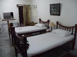 hotel om pushkar,Location and Accessibility