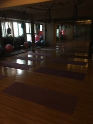 om town yoga seattle,Om Town Yoga Seattle: A Comprehensive Guide